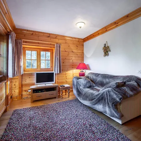 Savoyard De Charme, 12 Pers, Sauna, Acces Piste, Moriond - Fr-1-563-17 Dağ evi